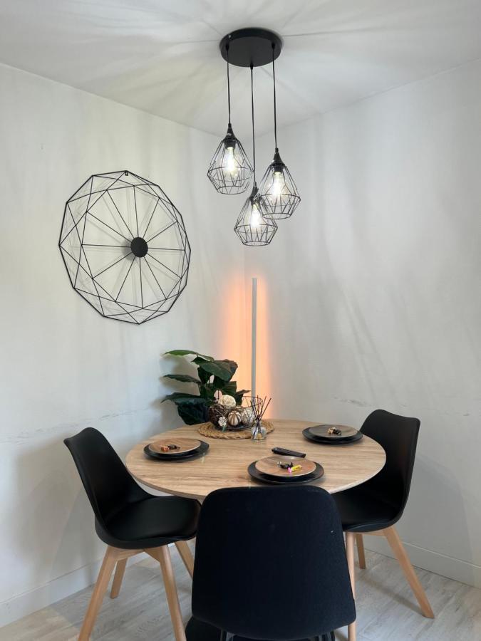Charmant Appartement Duplex Au Calme Évreux Eksteriør bilde